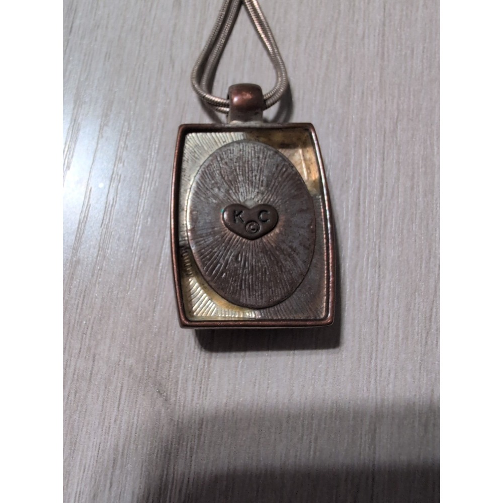 Kenneth Cole KC Silver Tone Pendant Necklace Opaline‎ Glass Stone Snake Chain - Picture 2 of 4